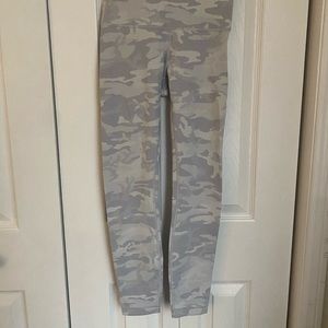 Lululemon camo print leggings